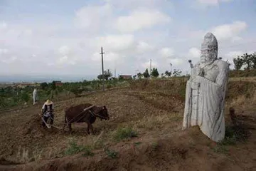 唐陵与村民4