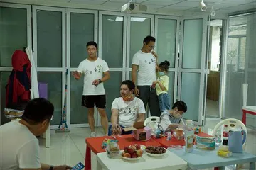 当几十个白血病患儿家庭开始一起做饭4