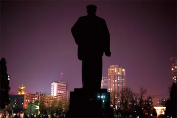 一个时代的漫长回声