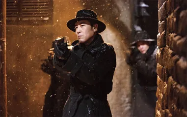 《悬崖之上》新瓶旧酒的主旋律叙事1