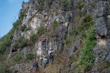 信奉山神的民族13