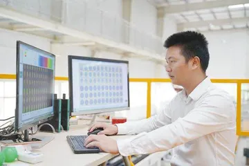 从凭经验到用数据，仁化80后理工男种出“柑”甜事业