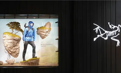 始祖鸟：“以故事为引，以产品为根”赢得客户