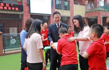 点亮孩子希望的那一抹“检察蓝”