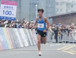 为什么如今跑马拉松,你不得不穿特步?4