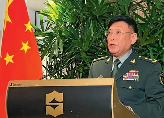 中美两国应当沿着正确相处之道向前走