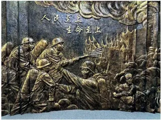 深刻领悟“必须坚持人民至上”的根本立场用“五心”贯彻落实好“以人民为中心”的发展思想