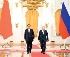 美国霸权被撼动及近期重要热点话题探析