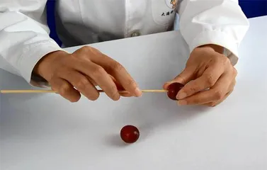 隔空推葡萄