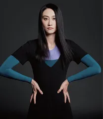 李玲 与天空0.01米的距离1