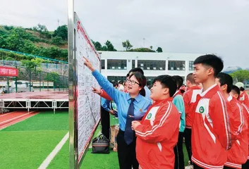 当“打野”儿童遇到“仰阿莎”姐姐4