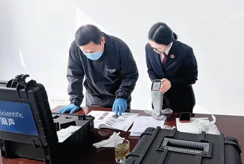 禁渔期,这伙人竟盯上了水好鱼美的“商机”1