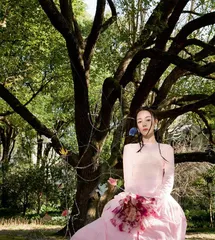迪丽热巴：怀抱浪漫心生美好1