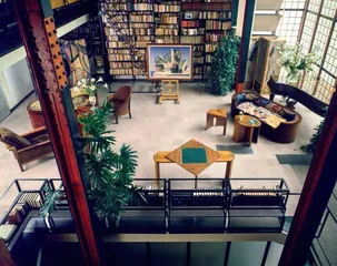 现代号角
