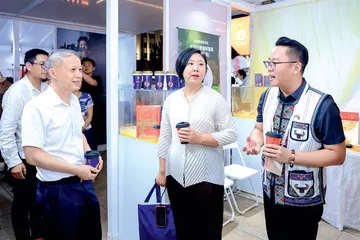 嗨购潮玩 乐享不停 Hi Fashion移动驿站·中华世纪坛传统工艺振兴展专场活动3