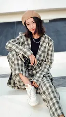 中国内地女演员刘柒奕 十里春风荡漾 缤纷花海尽飘香2