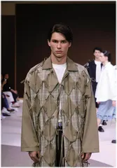 FASHIONALLY香港时装设计师的时尚密码1