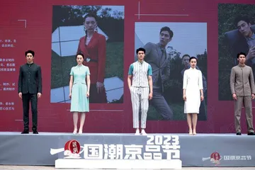 隆庆祥　将战略服务进行到底9