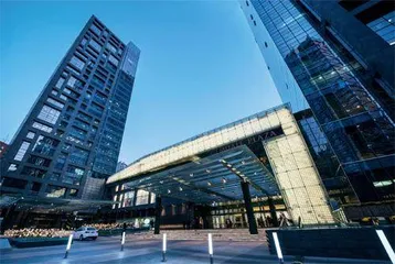北京金地广场打造CBD城市艺术展厅6