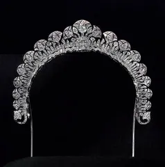 风格旅程再启 卡地亚全新LE VOYAGE RECOMMENCÉ高级珠宝展1
