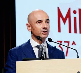 沉浸式体验可持续时尚 第37届米兰纺织面料展览会(Milano Unica)5