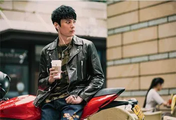 艾伦:以梦为马不负韶华6