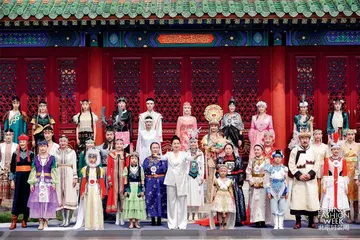 蓄势首都时尚产业 SS2024北京时装周开幕盛典“点亮中轴线9