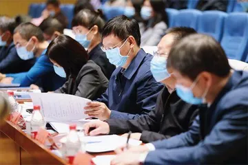 铸文化品牌　扬检察自信2