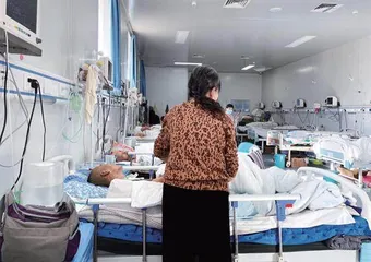 “植物人”家属：于无声处守护奇迹降临