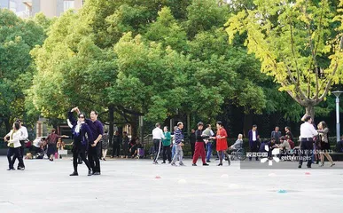 她一步步走进了“亲情”陷阱1