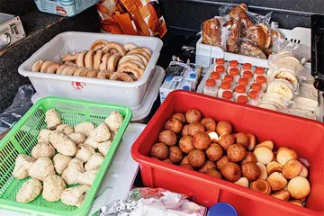 巴黎:街头美食只敢偷着卖2
