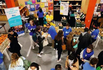 法国大学生:饿着肚子去上学5