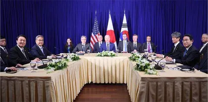 “美国优先”还魂，倒逼日韩向中国回摆