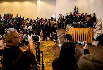 安瓦尔出任马来西亚新总理