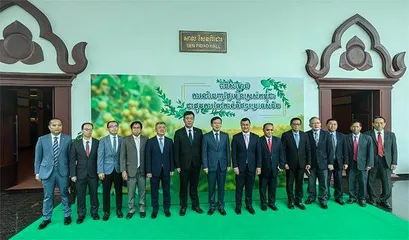 “钻石六边”开拓中柬关系光明未来1