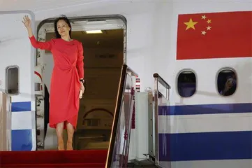 孟晚舟乘坐中国政府包机返回祖国