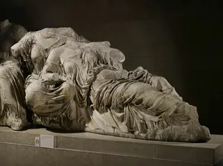 菲迪亚斯与理想美7