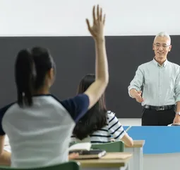 大学生党员、入党积极分子 参与学生社区党建工作的路径研究