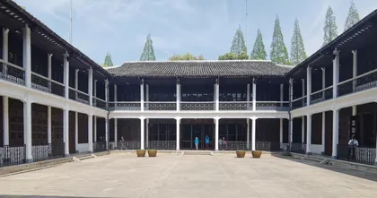 像一阵风吹过江南小镇3