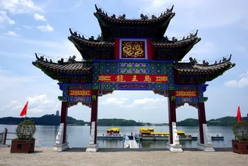山水画卷万佛湖