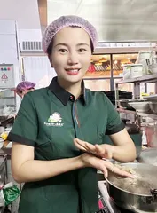 羊莲菲:用心守护“舌尖非遗”,用爱绽放“最美芳华”1
