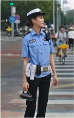女铁骑陈颖：历经基层磨砺，凭实力“走红”