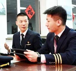马保利:“诗意机长”向风而行1