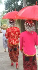 吉阳黎族的传统婚娶风俗1