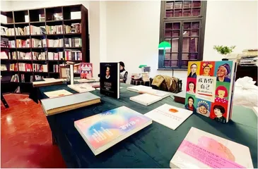 崔起超:办剧团、开书屋,成为“另一个”1