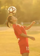 《琼中女足》：靓丽奋斗的青春1