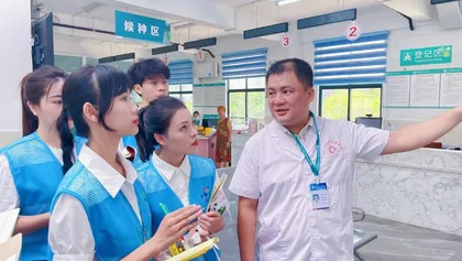 走进基层,让百姓有幸福的“医”靠3