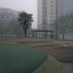 汤南婧 水泥之间3