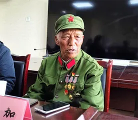 猎猎东风吹号角,闪闪红星耀甘孜2