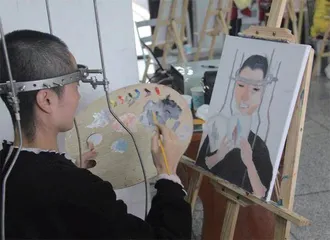 “天线宝宝”们的直立梦2